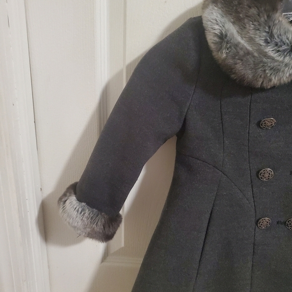Rothschild Charcoal Gray Faux Fur Trimmed Formal Winter Jacket Size 2T - Picture 4 of 8